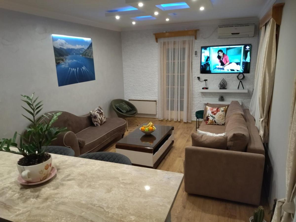 Apartment Ksenija Kotor Zewnętrze zdjęcie
