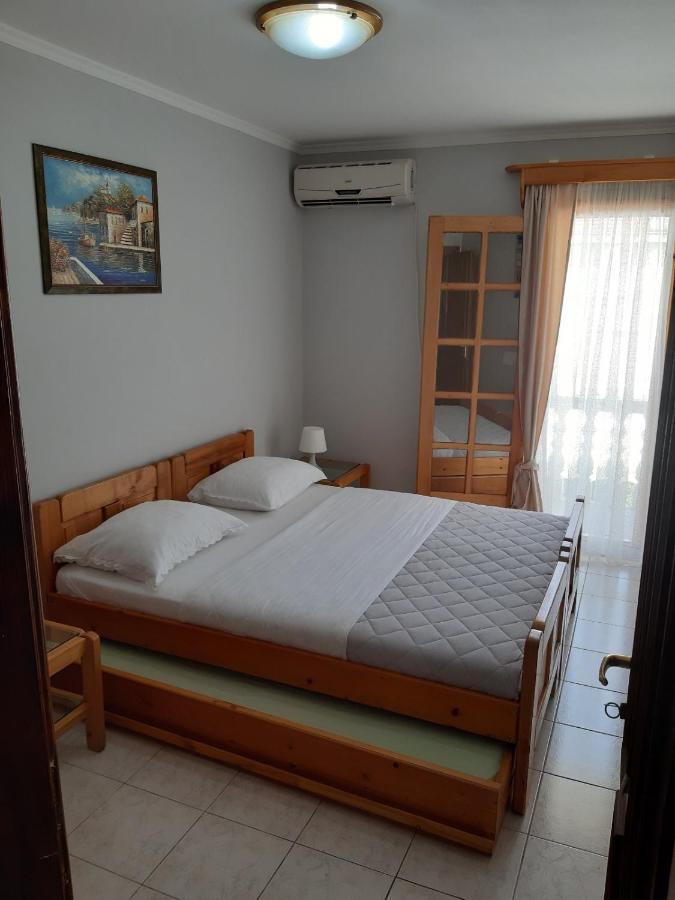 Apartment Ksenija Kotor Zewnętrze zdjęcie