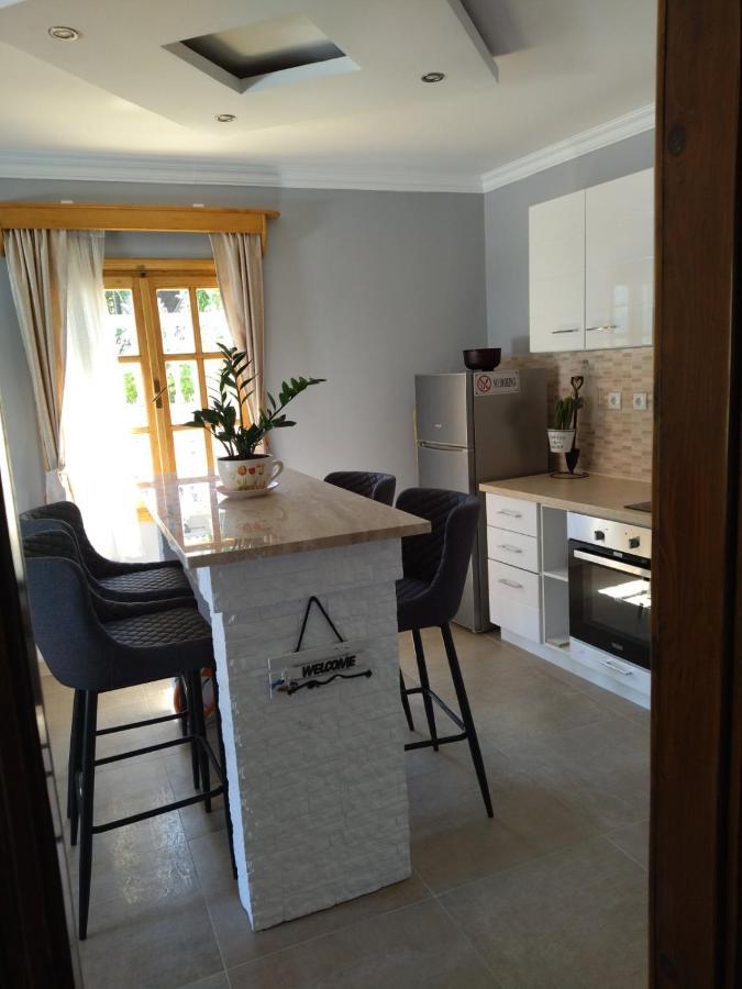 Apartment Ksenija Kotor Zewnętrze zdjęcie